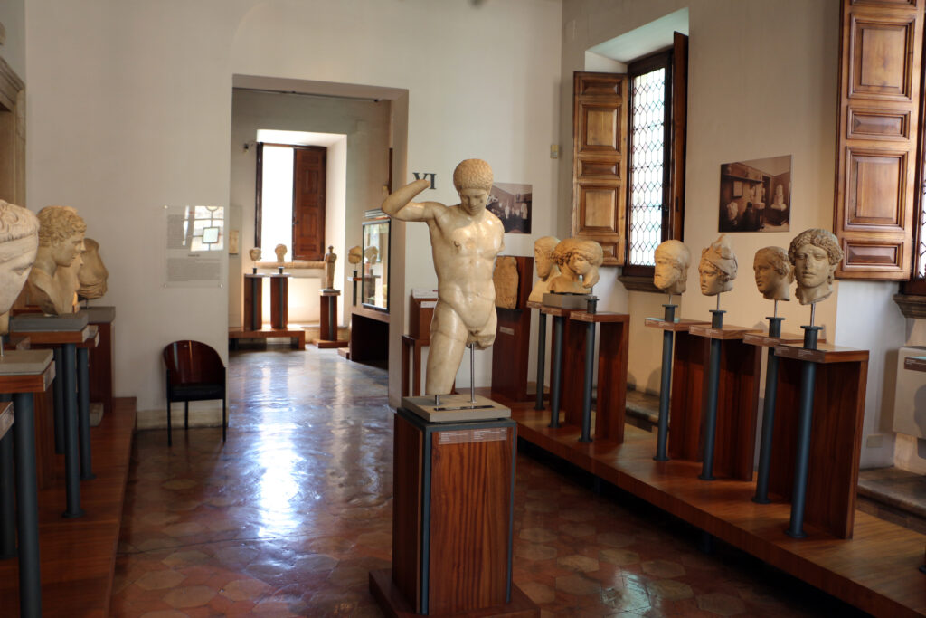 Unusual-museums-in-Rome-Museo-barracco Unusual-museums-in-Rome-Museo-barracco